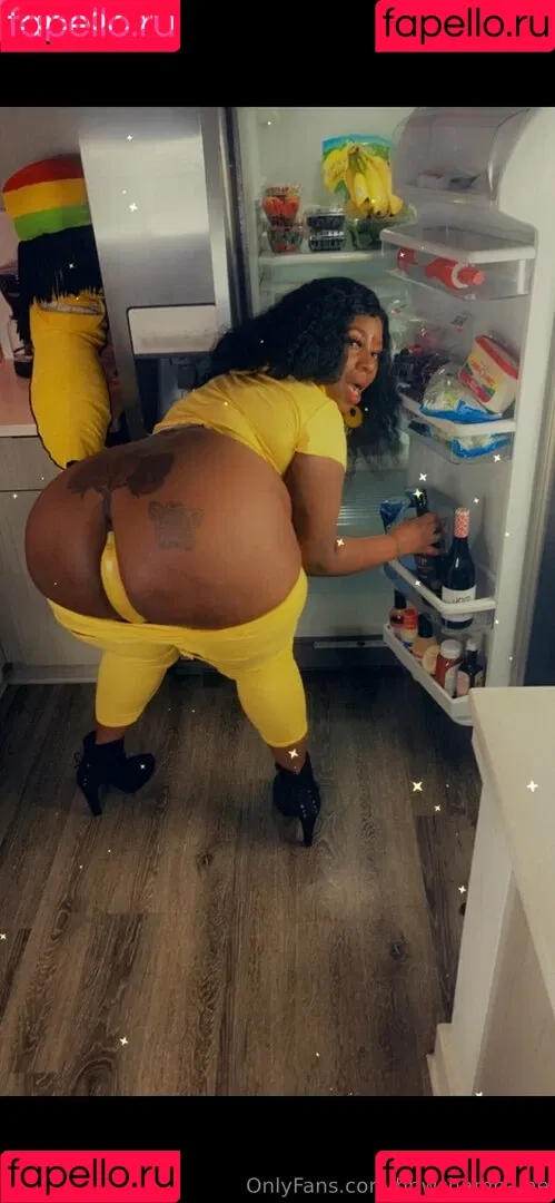 bbwshampaine Onlyfans Photo Gallery 