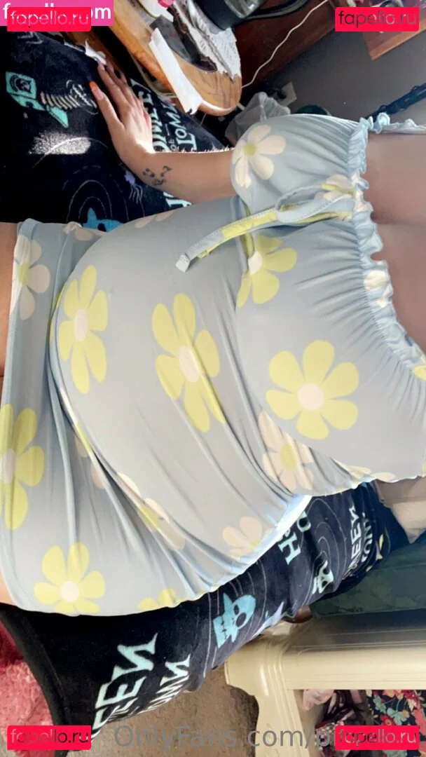 pizz4grl Onlyfans Photo Gallery 