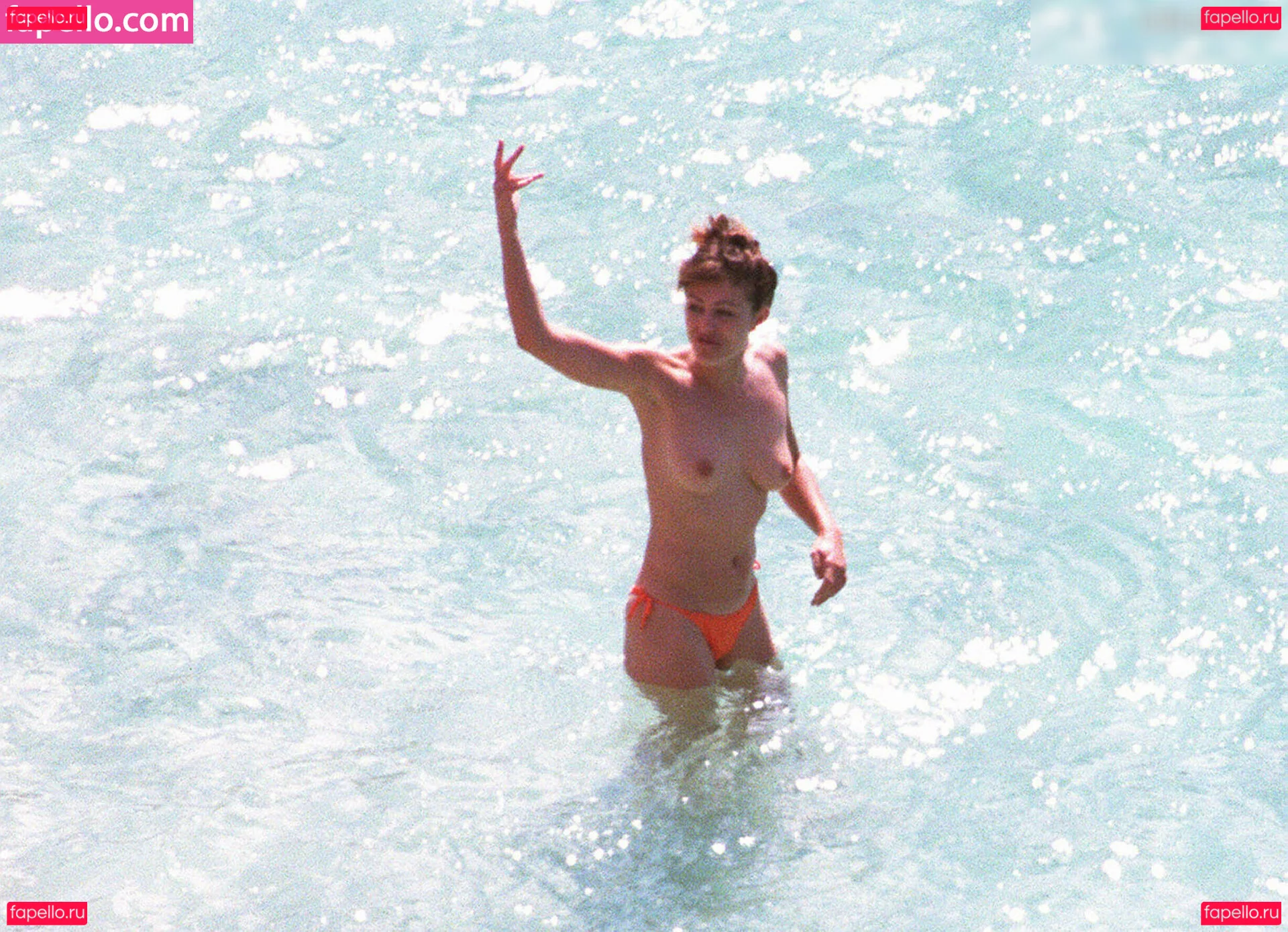 Elizabeth Jane Hurley Onlyfans Photo Gallery 