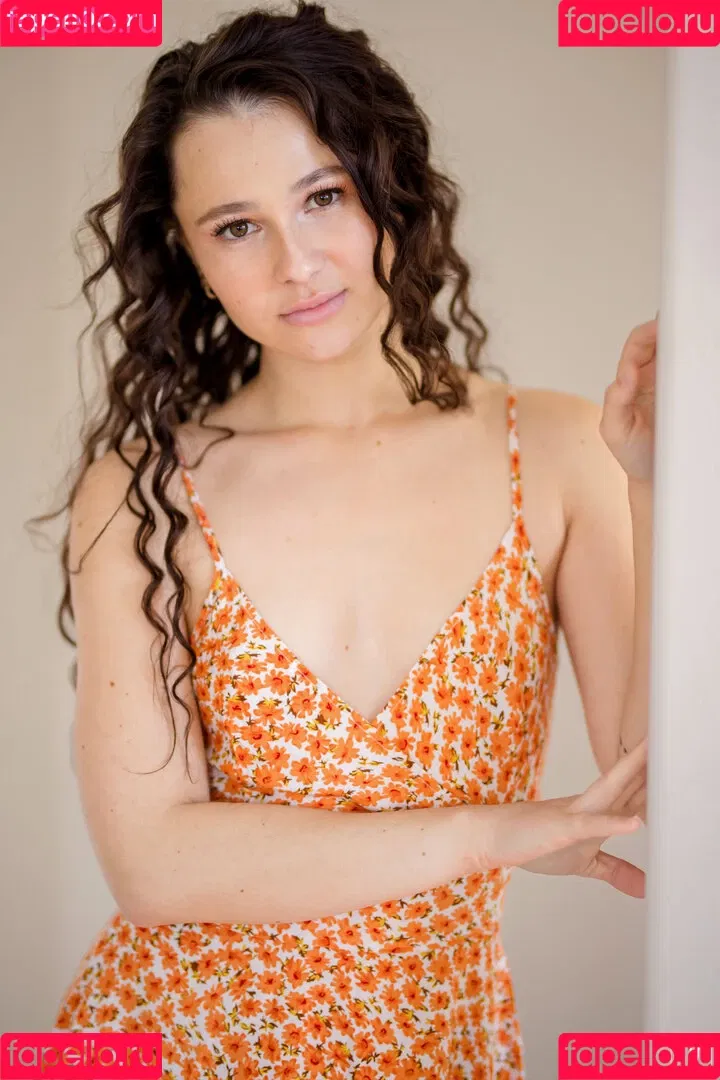 Liz Jordan Onlyfans Photo Gallery 
