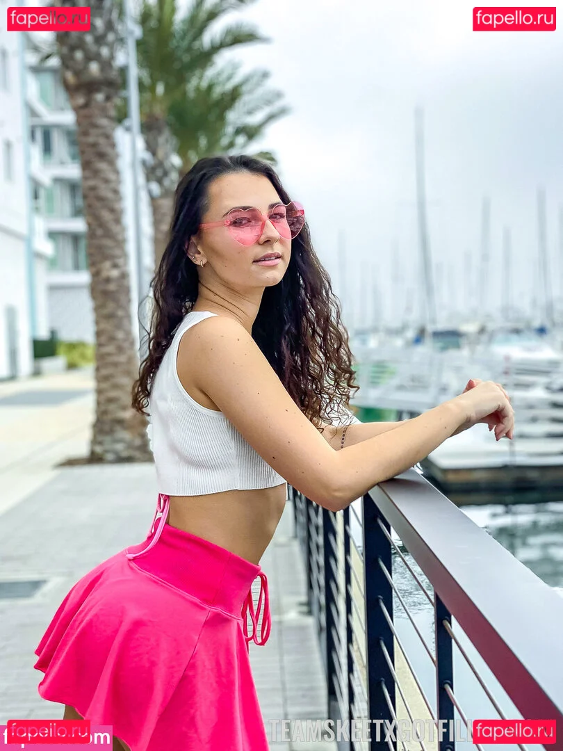 Liz Jordan Onlyfans Photo Gallery 