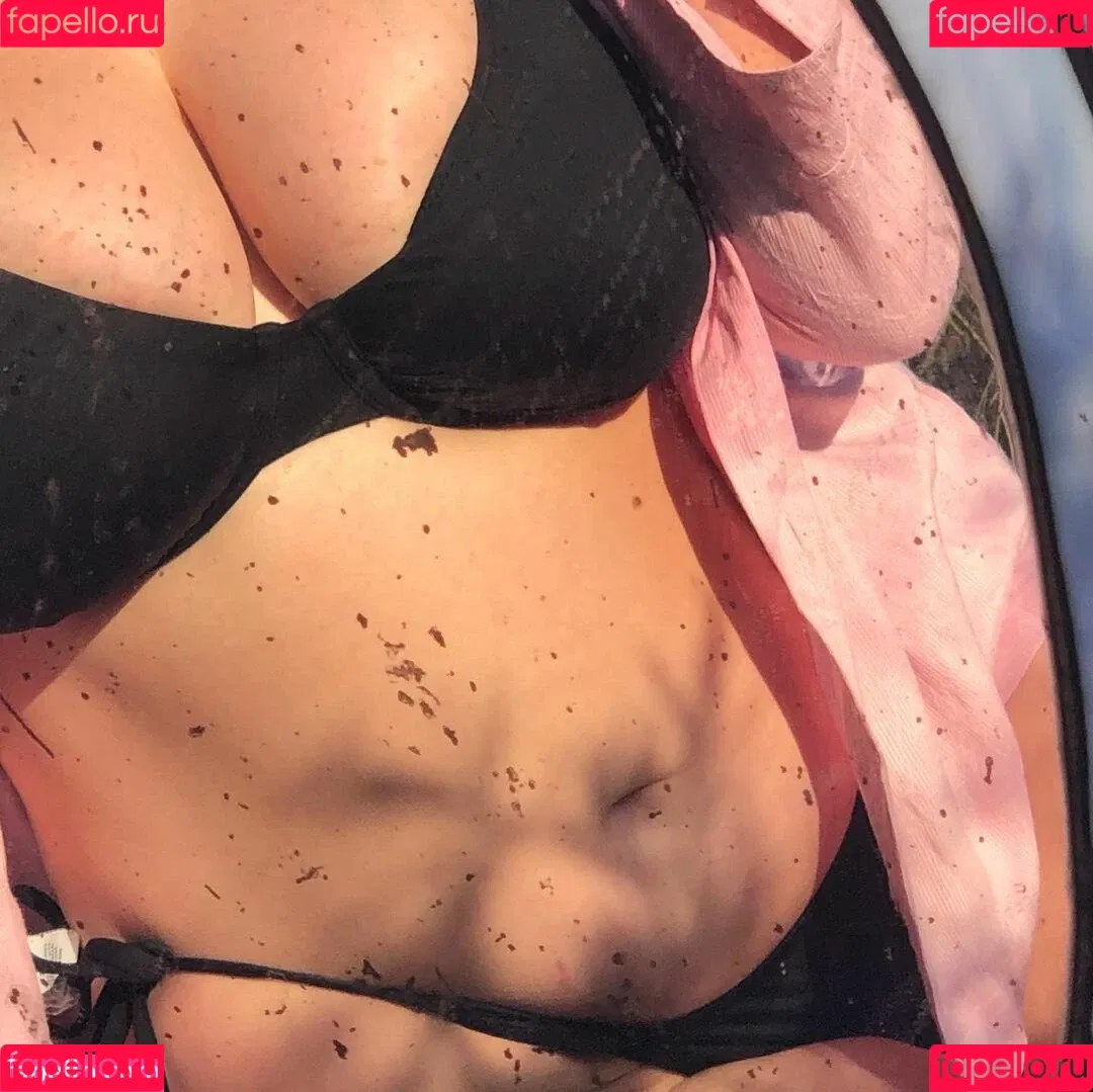 Mirra R Onlyfans Photo Gallery 