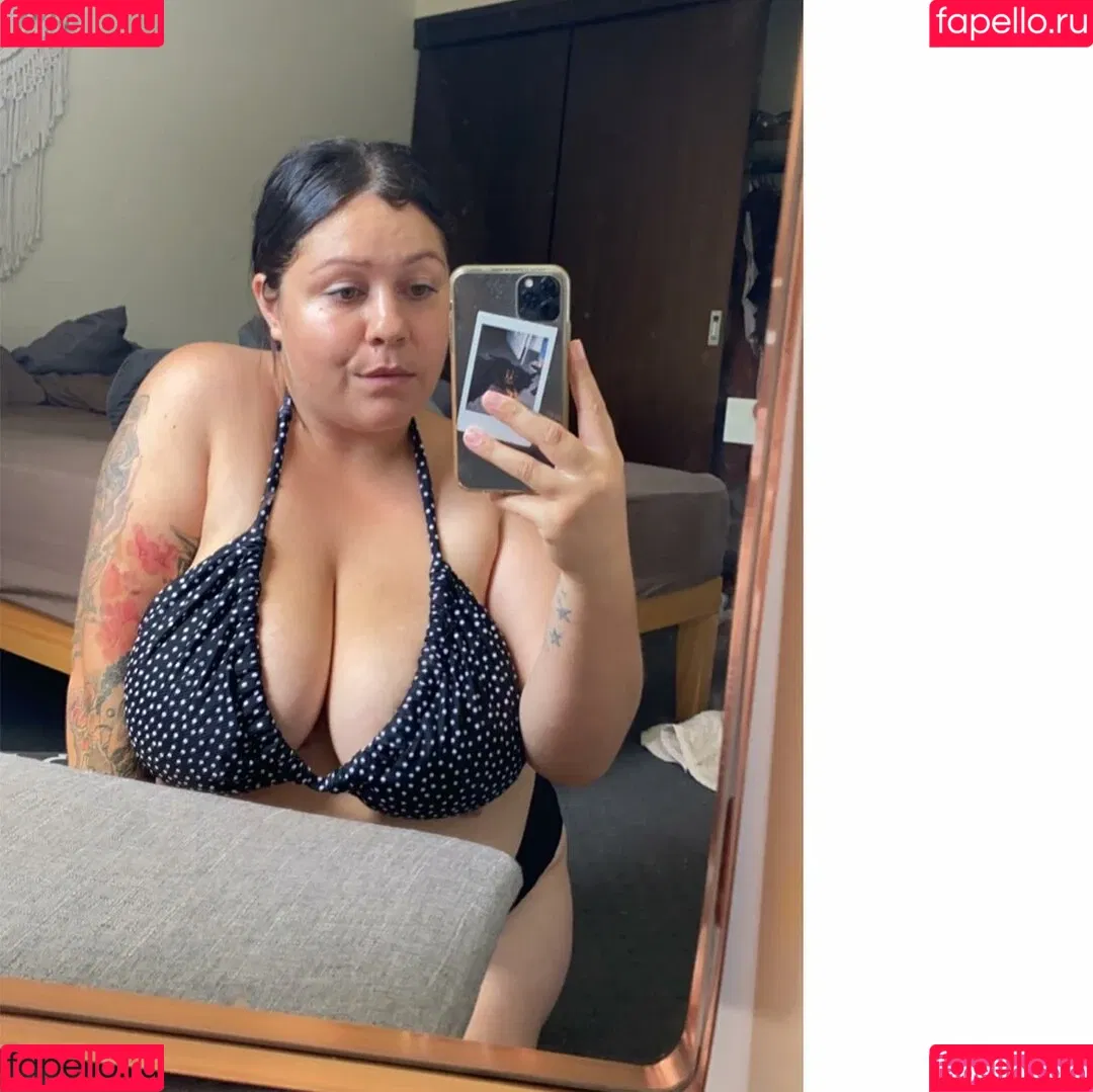Mirra R Onlyfans Photo Gallery 