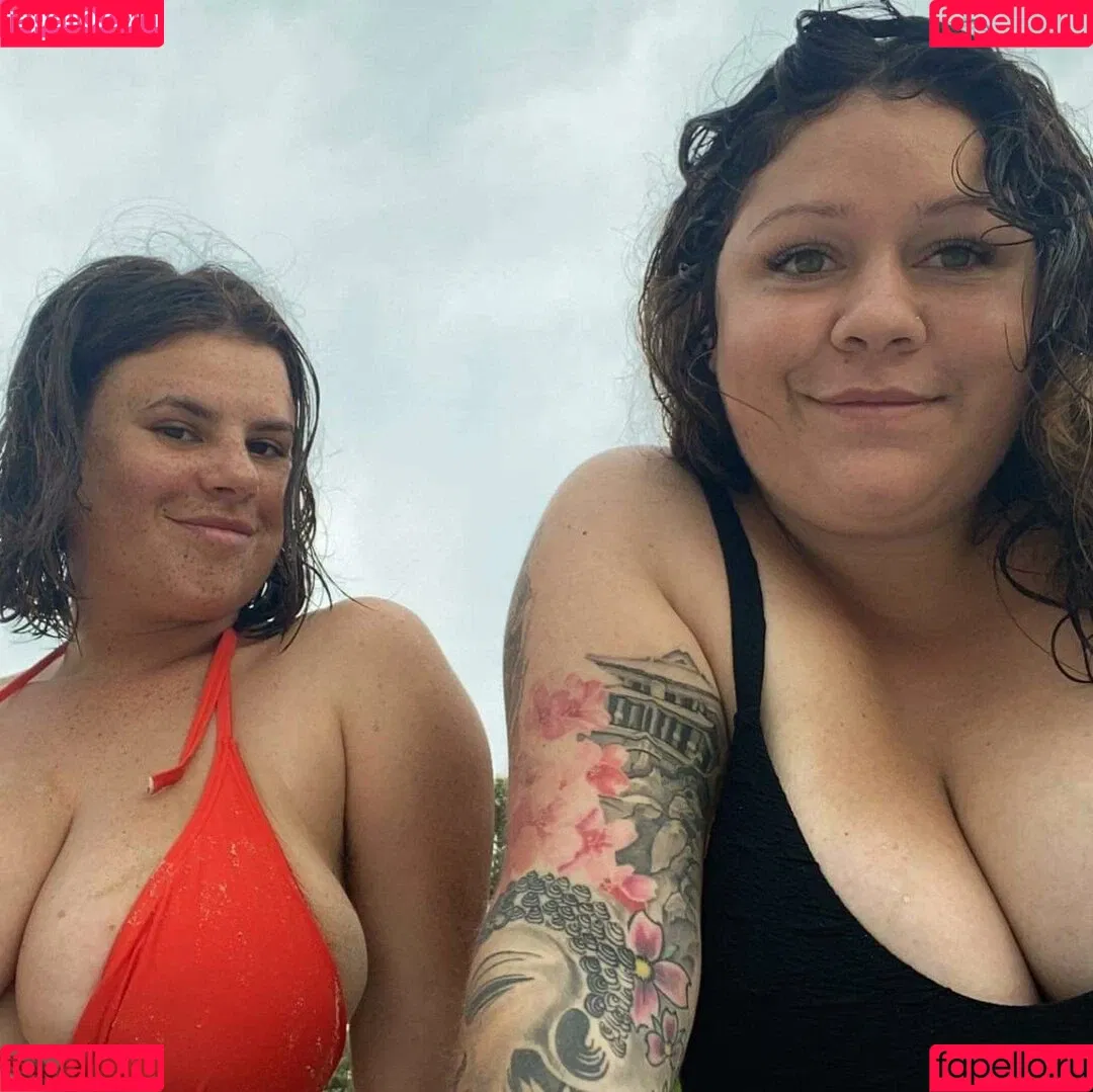Mirra R Onlyfans Photo Gallery 