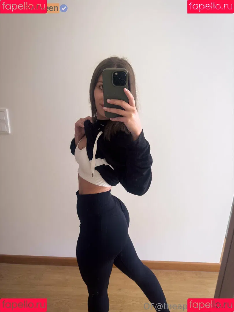 April Eighteen Onlyfans Photo Gallery 
