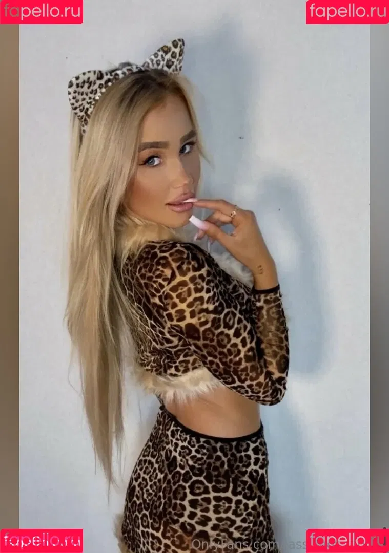 Monika Jasmin Wulf Onlyfans Photo Gallery 