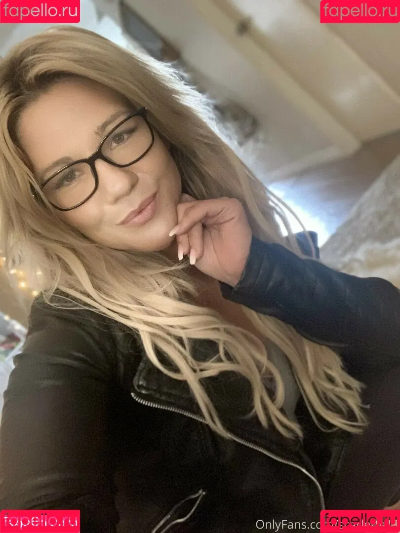 Scarlette James Onlyfans Photo Gallery 
