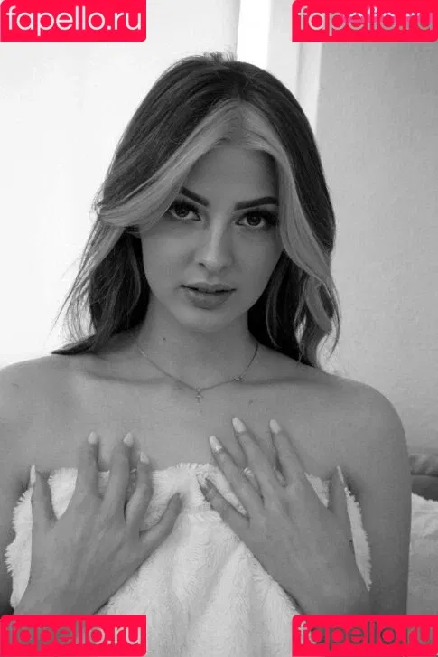 ASMR Janina Onlyfans Photo Gallery 