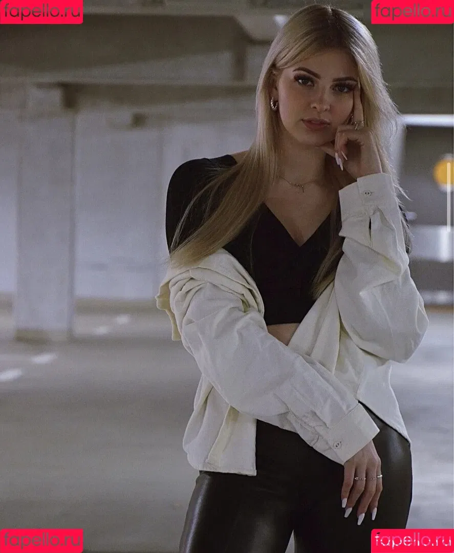 ASMR Janina Onlyfans Photo Gallery 