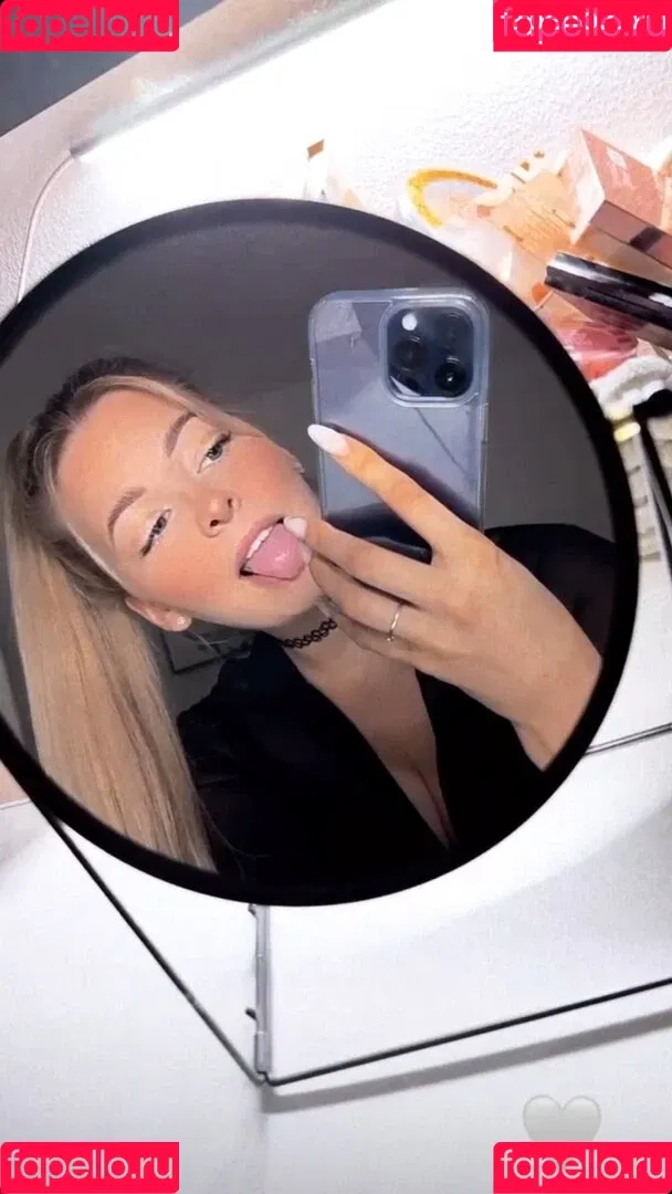ASMR Janina Onlyfans Photo Gallery 