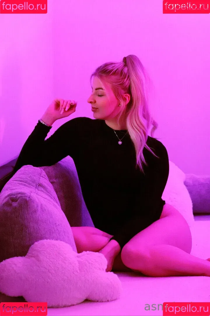 ASMR Janina Onlyfans Photo Gallery 