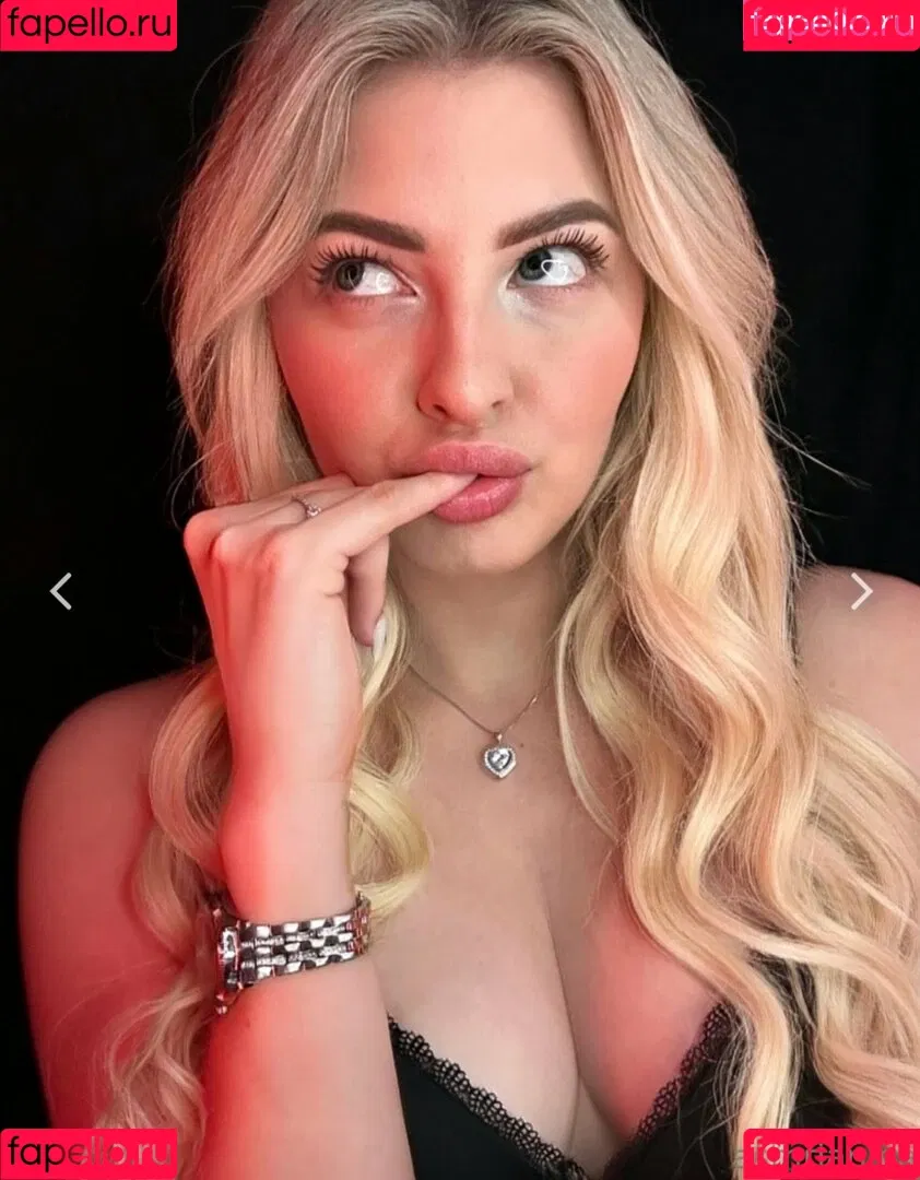 ASMR Janina Onlyfans Photo Gallery 