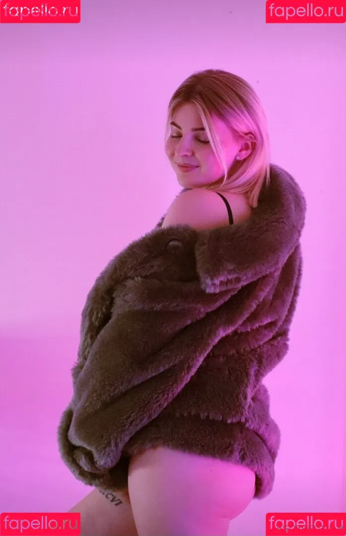 ASMR Janina Onlyfans Photo Gallery 