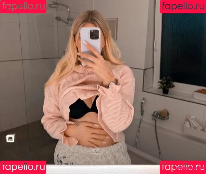 ASMR Janina Onlyfans Photo Gallery 