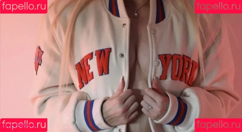 ASMR Janina Onlyfans Photo Gallery 