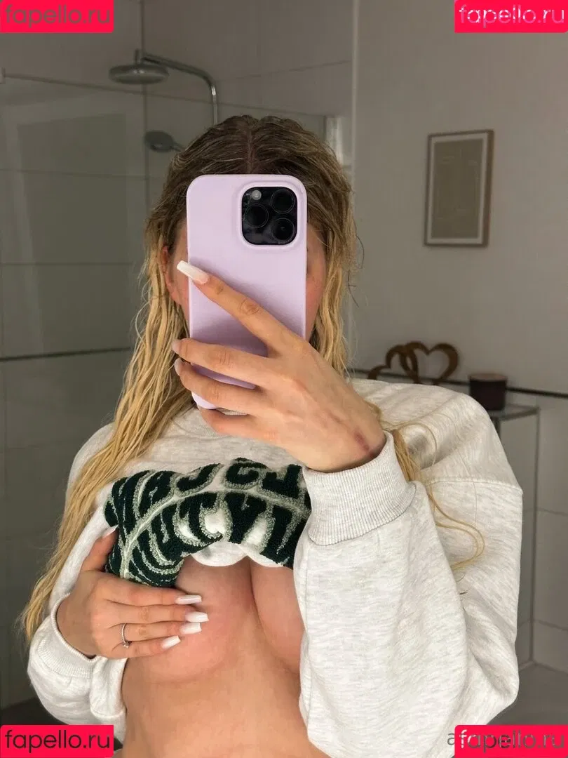 ASMR Janina Onlyfans Photo Gallery 