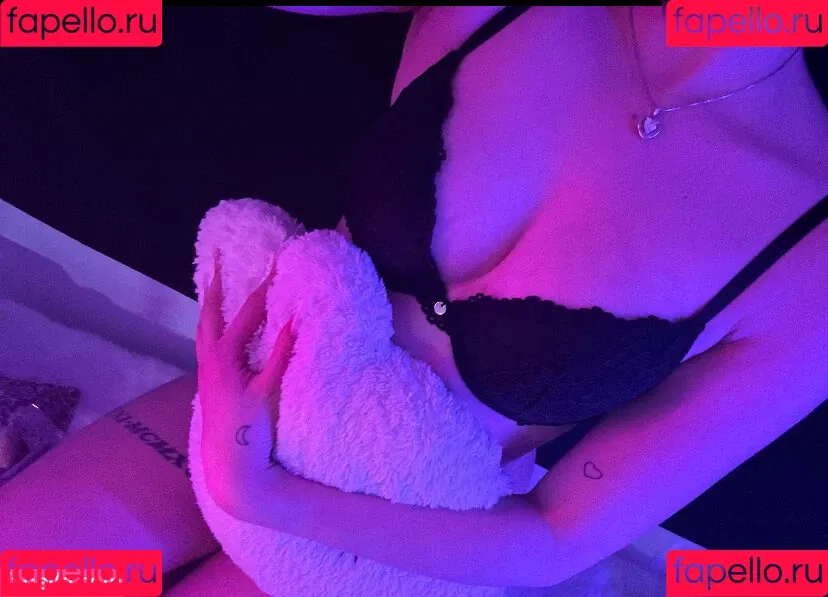ASMR Janina Onlyfans Photo Gallery 