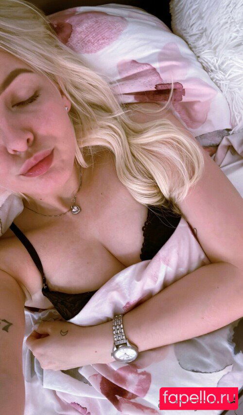 ASMR Janina Onlyfans Photo Gallery 