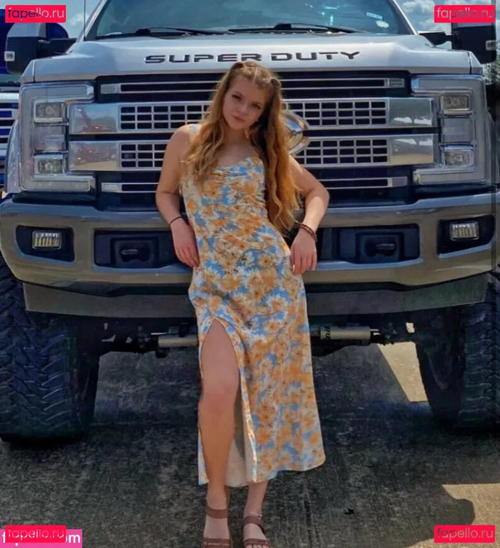 ashley.marie.model Onlyfans Photo Gallery 