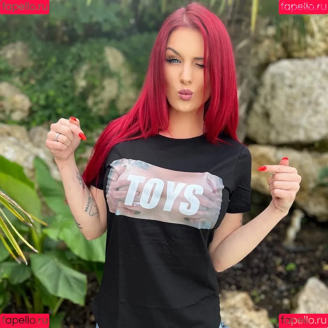 SugarSunny Onlyfans Photo Gallery 