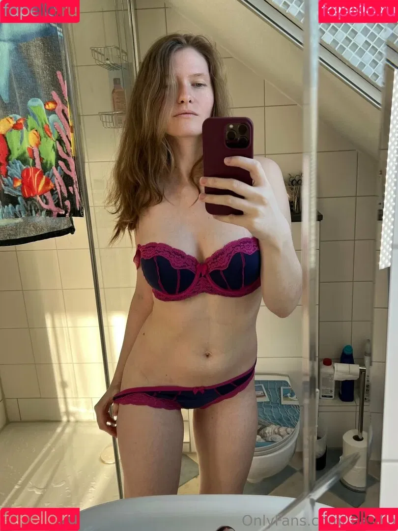 InaSilja Onlyfans Photo Gallery 