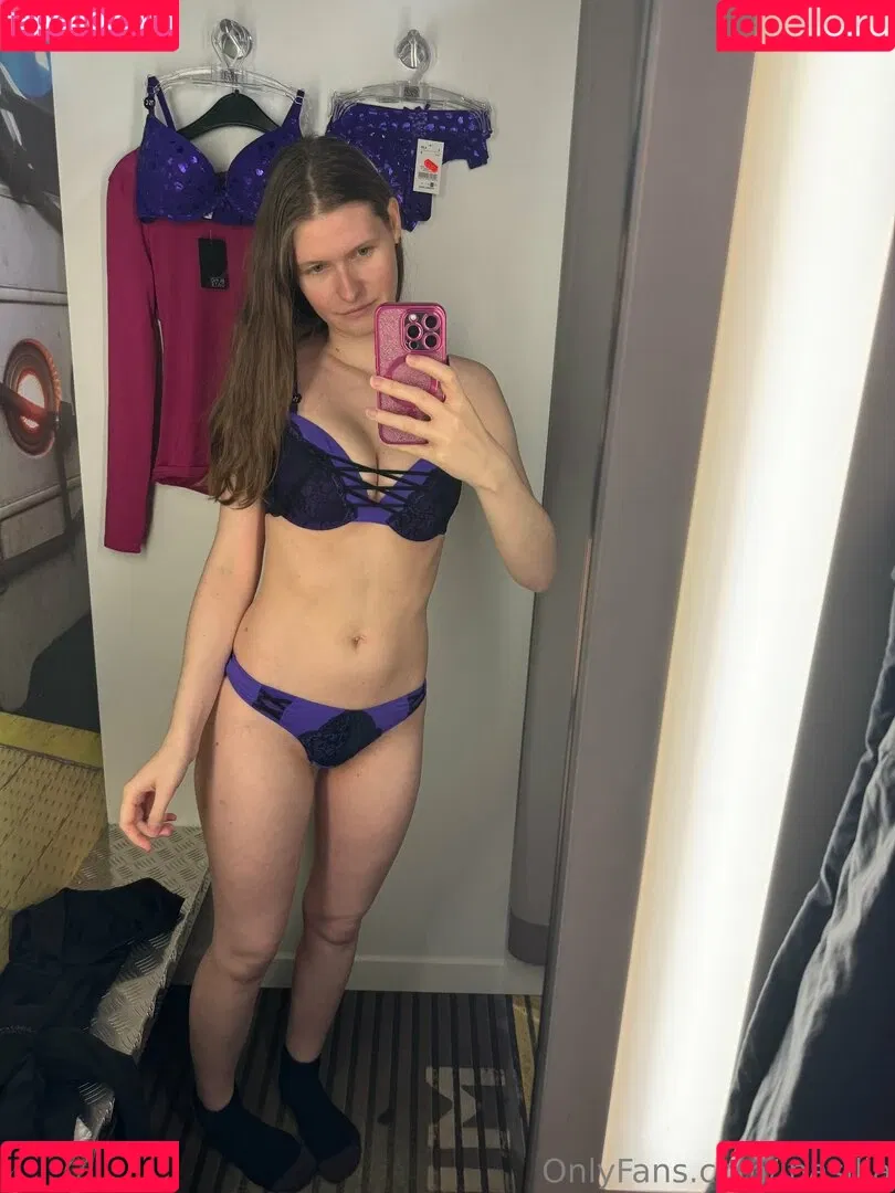 InaSilja Onlyfans Photo Gallery 