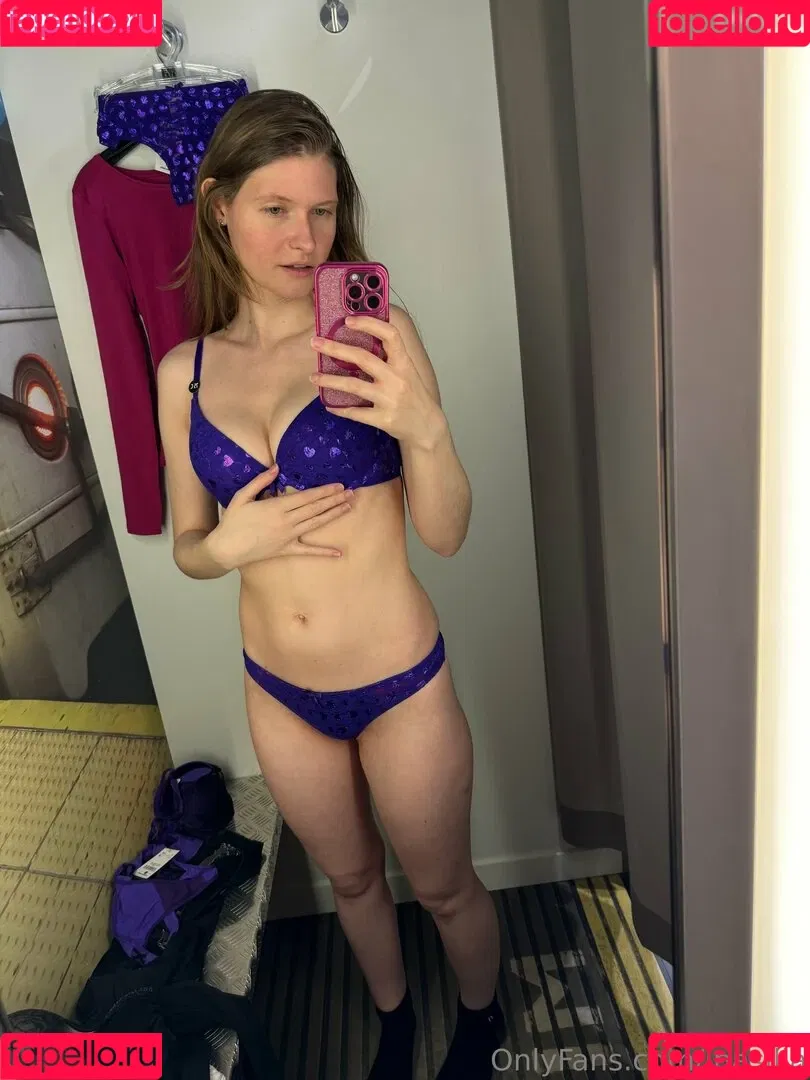 InaSilja Onlyfans Photo Gallery 