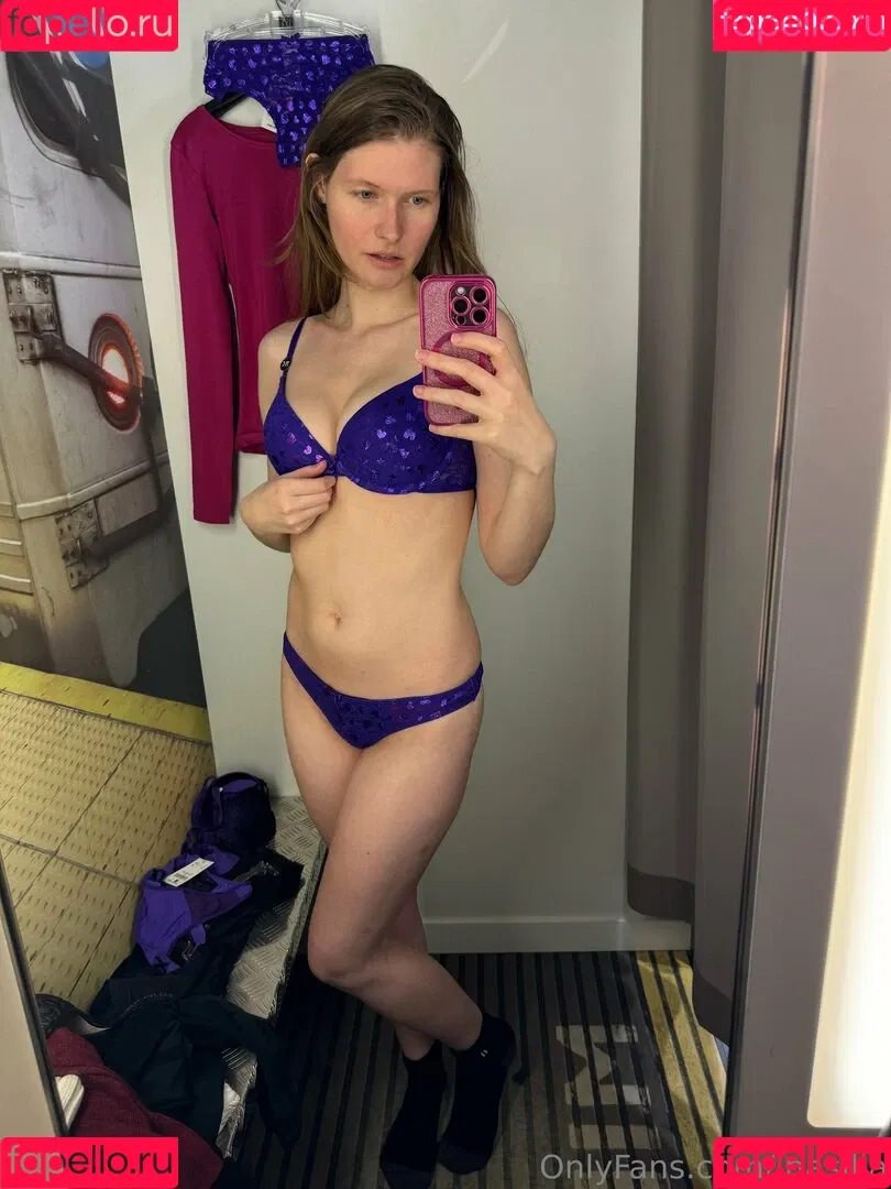 InaSilja Onlyfans Photo Gallery 