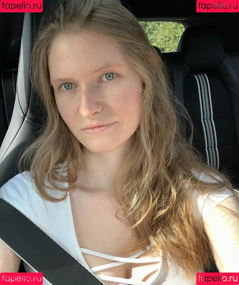 InaSilja Onlyfans Photo Gallery 