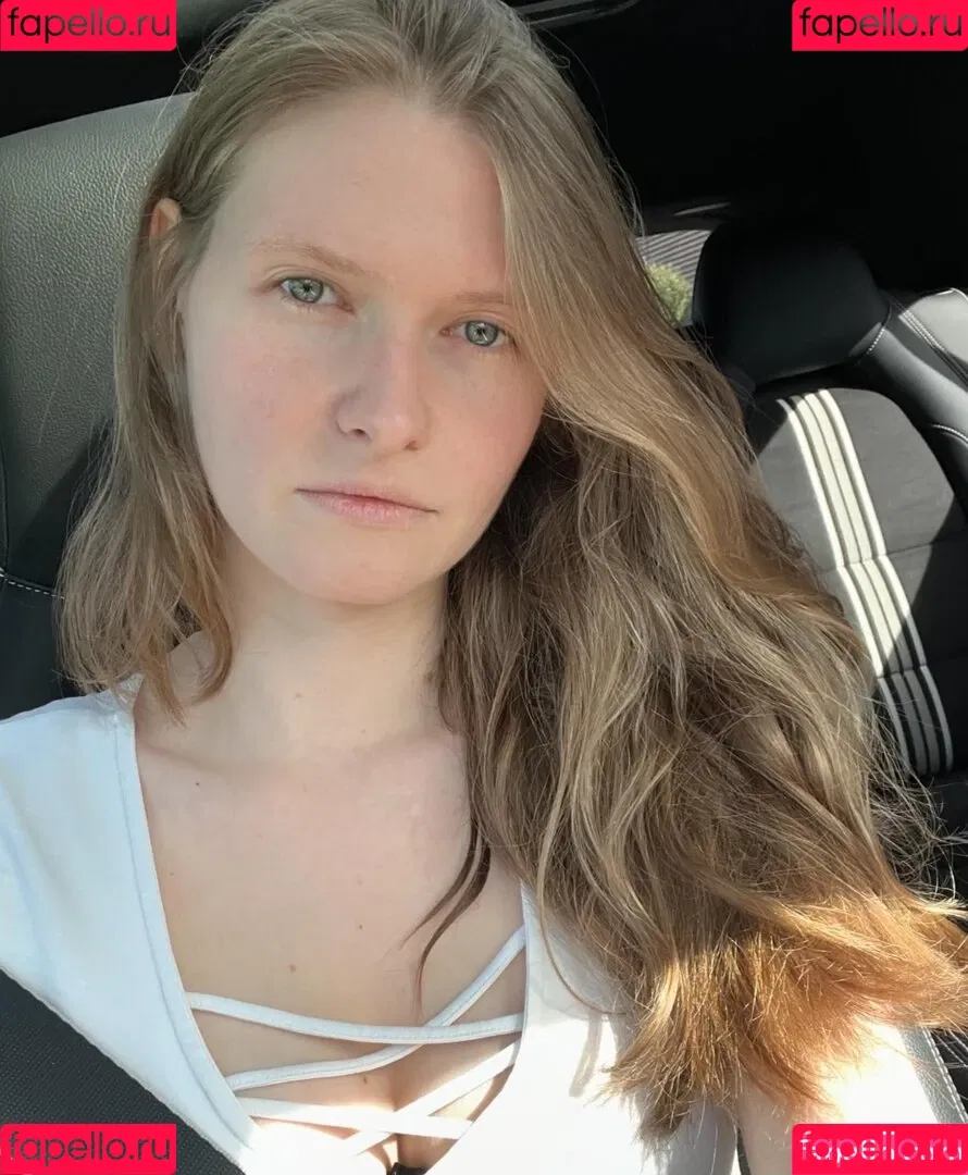 InaSilja Onlyfans Photo Gallery 