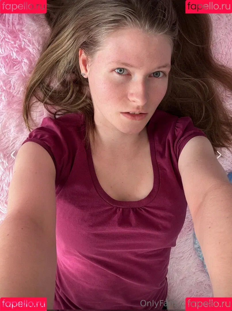 InaSilja Onlyfans Photo Gallery 