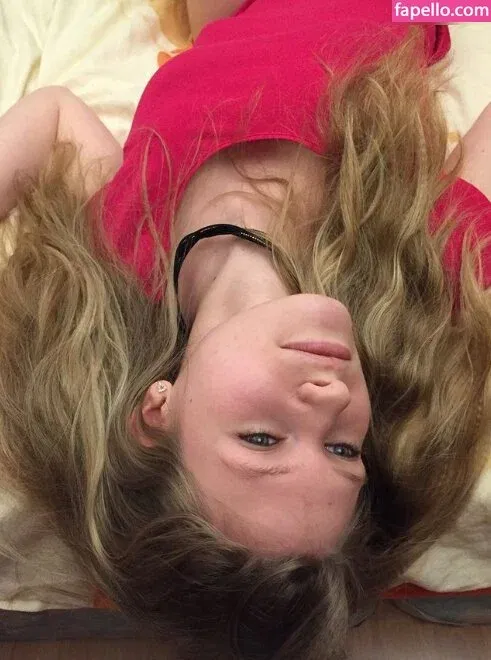 InaSilja Onlyfans Photo Gallery 