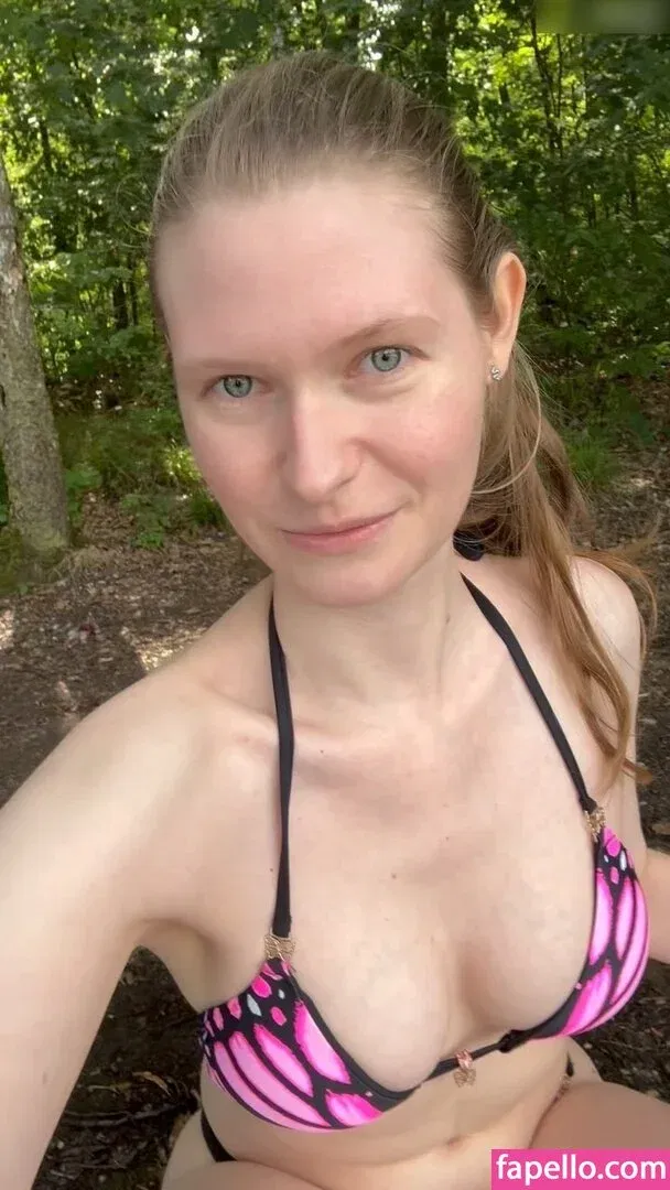 InaSilja Onlyfans Photo Gallery 