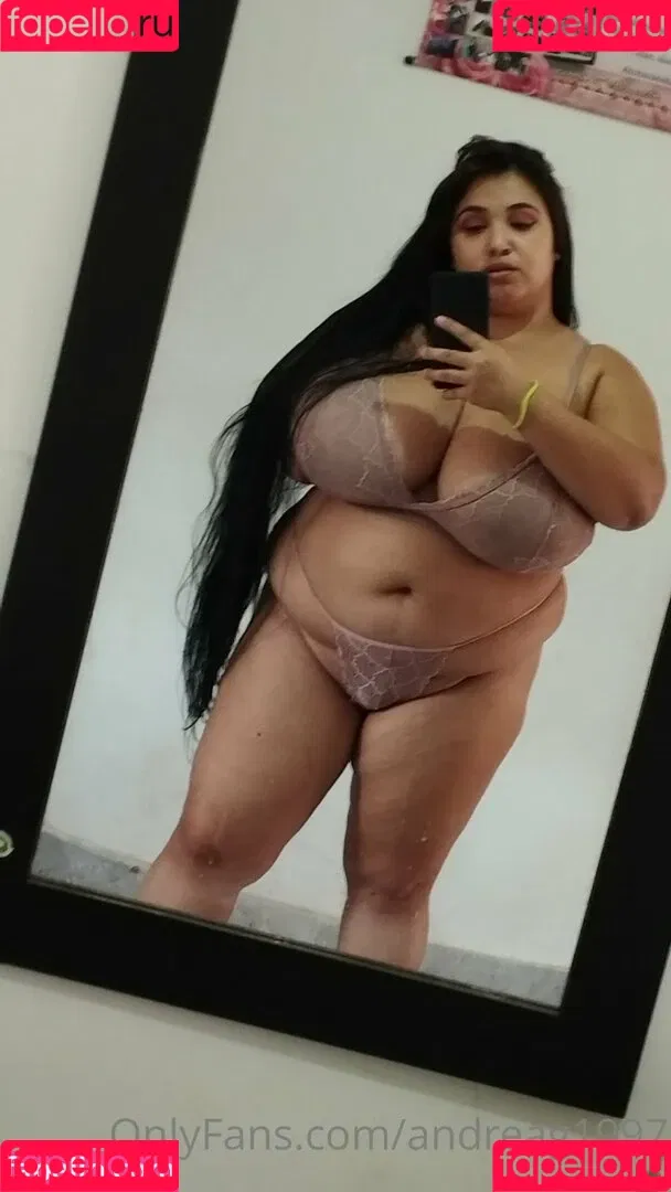 Andrea González Onlyfans Photo Gallery 