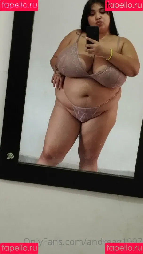 Andrea González Onlyfans Photo Gallery 