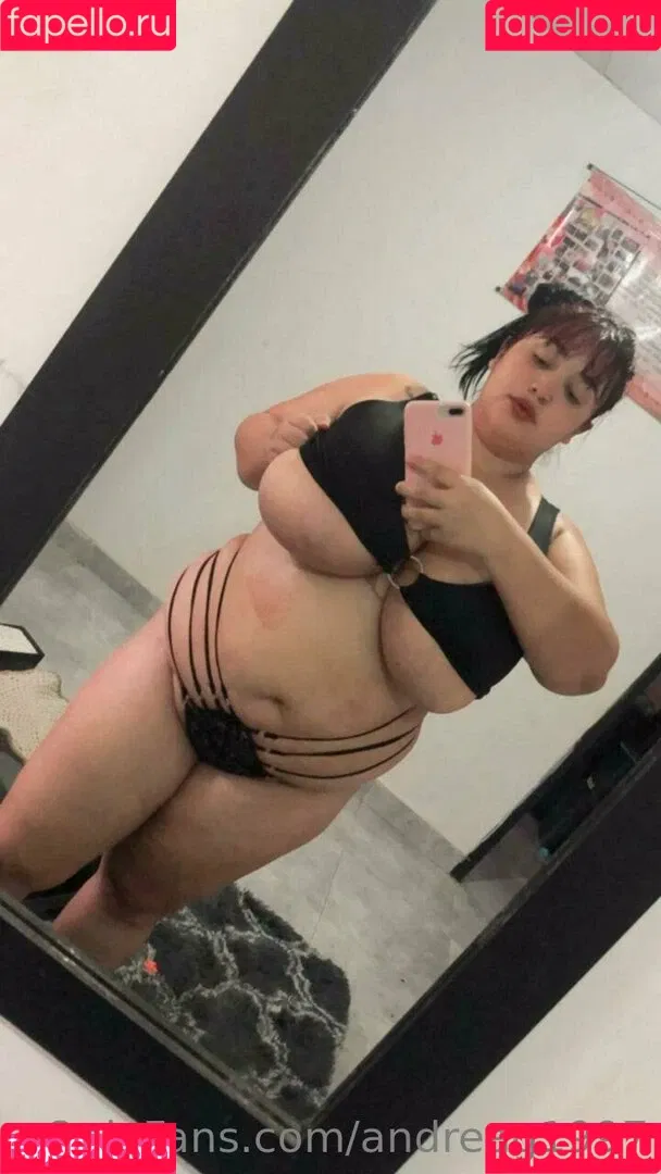 Andrea González Onlyfans Photo Gallery 