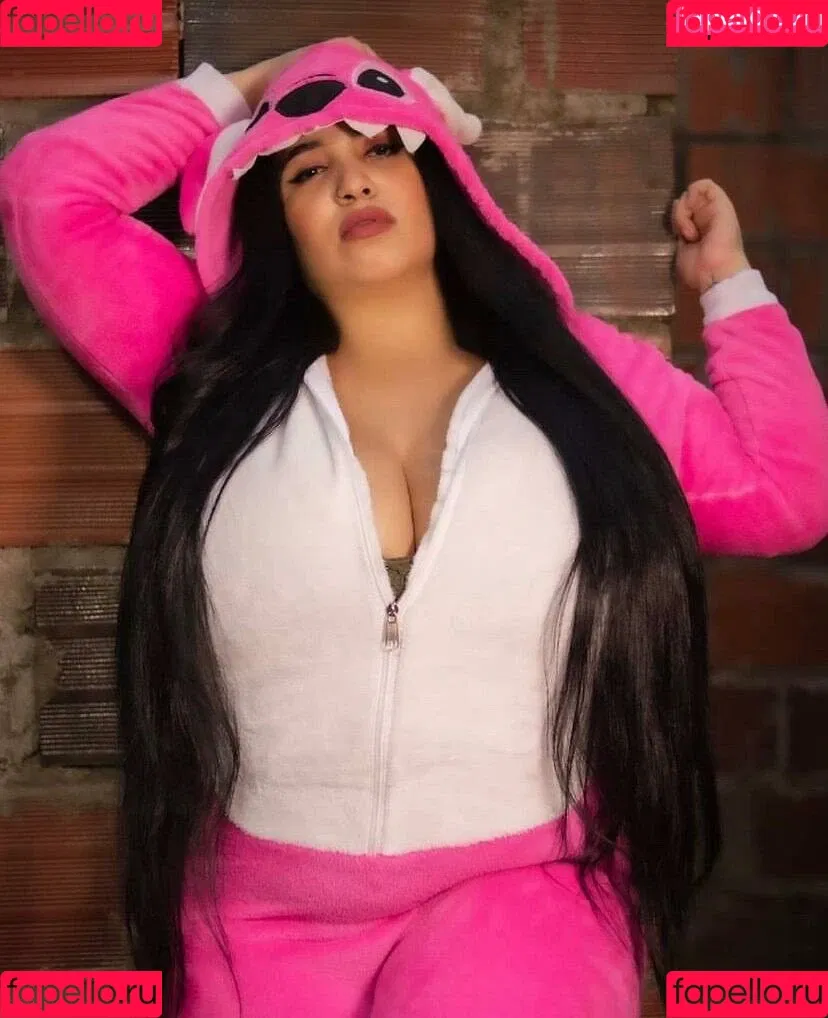 Andrea González Onlyfans Photo Gallery 