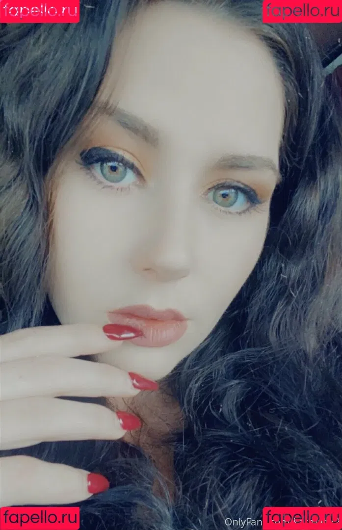 karmahk2 Onlyfans Photo Gallery 