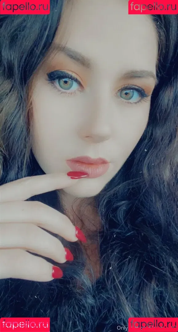karmahk2 Onlyfans Photo Gallery 