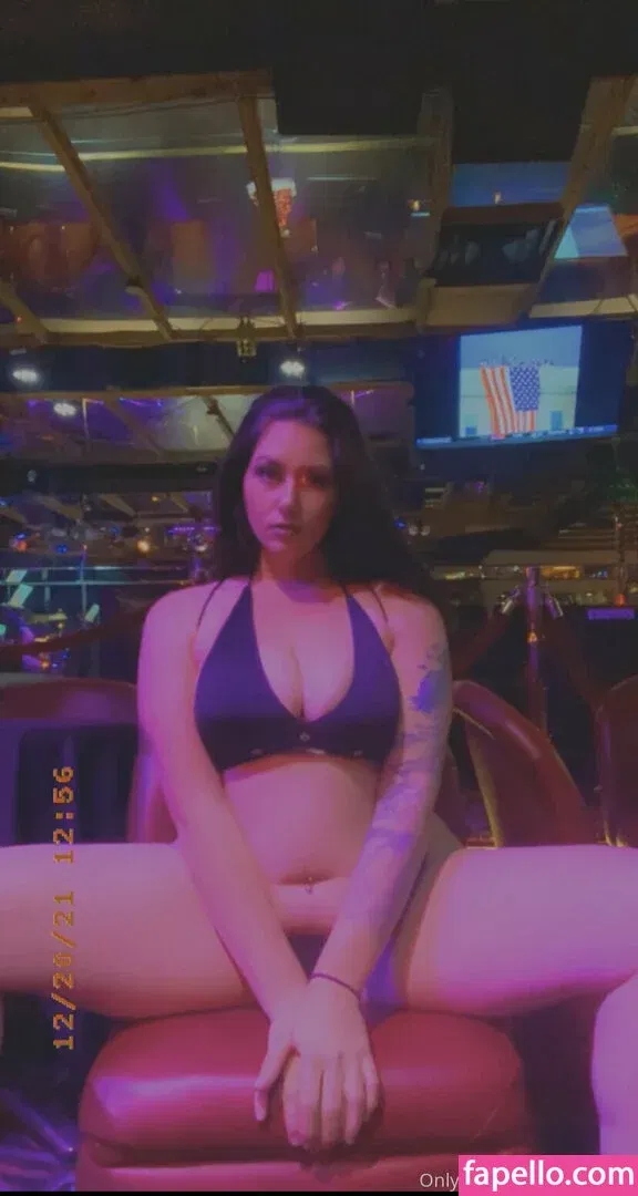 karmahk2 Onlyfans Photo Gallery 