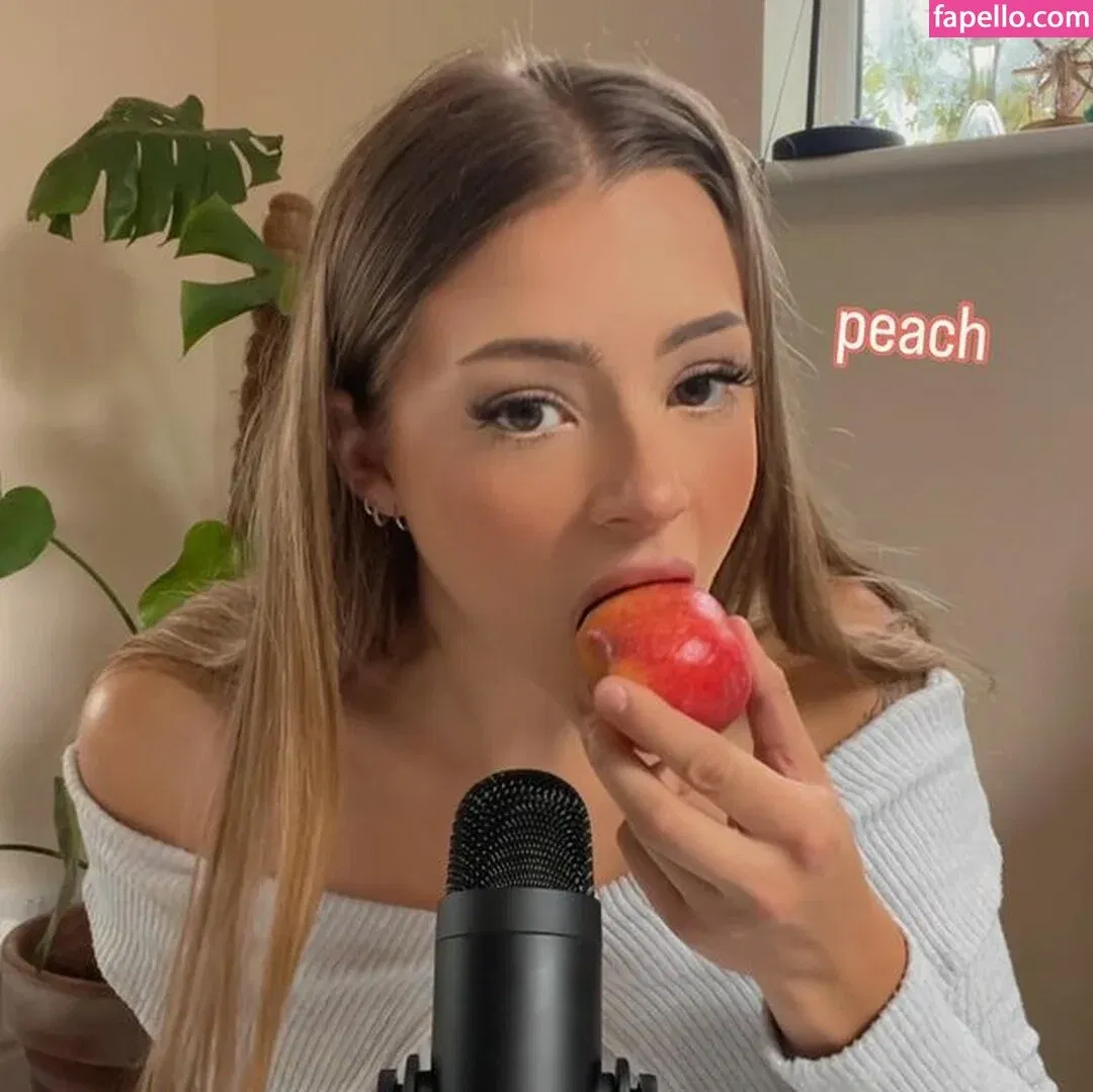 pom_wm Onlyfans Photo Gallery 