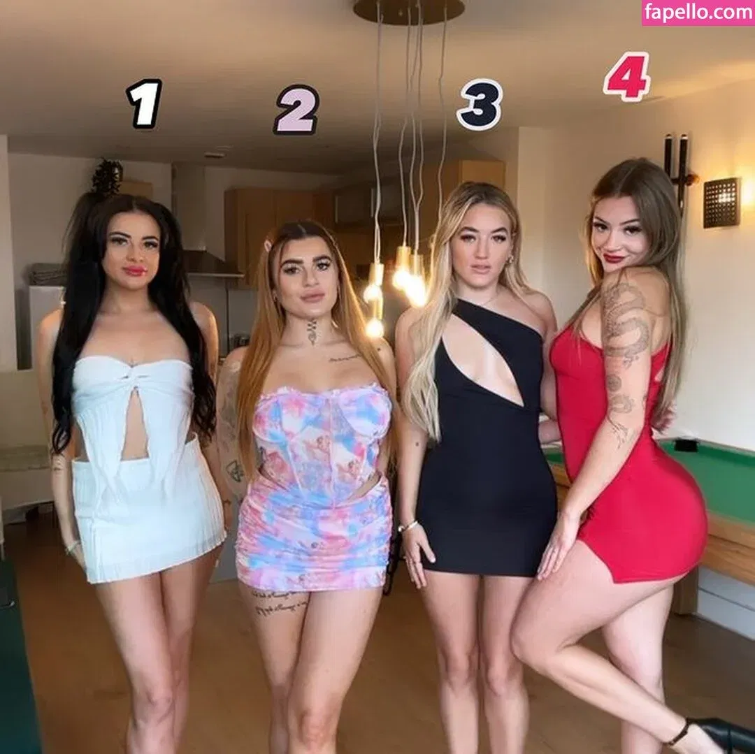 pom_wm Onlyfans Photo Gallery 