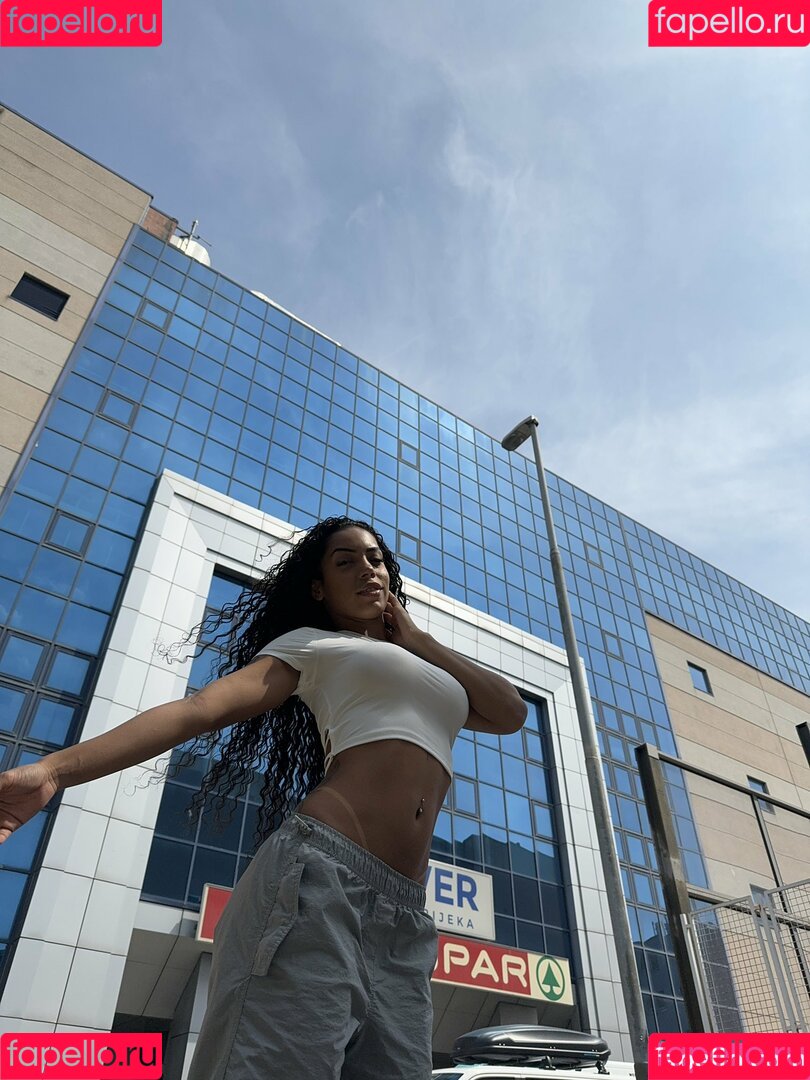 Joice Crazy Onlyfans Photo Gallery 