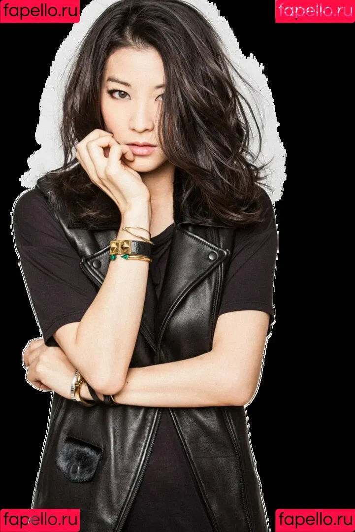 Arden Cho Onlyfans Photo Gallery 