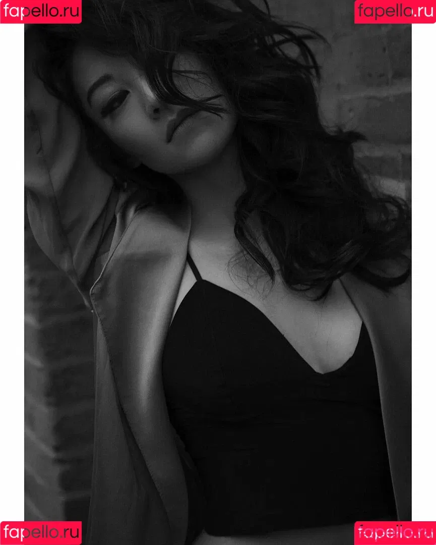 Arden Cho Onlyfans Photo Gallery 