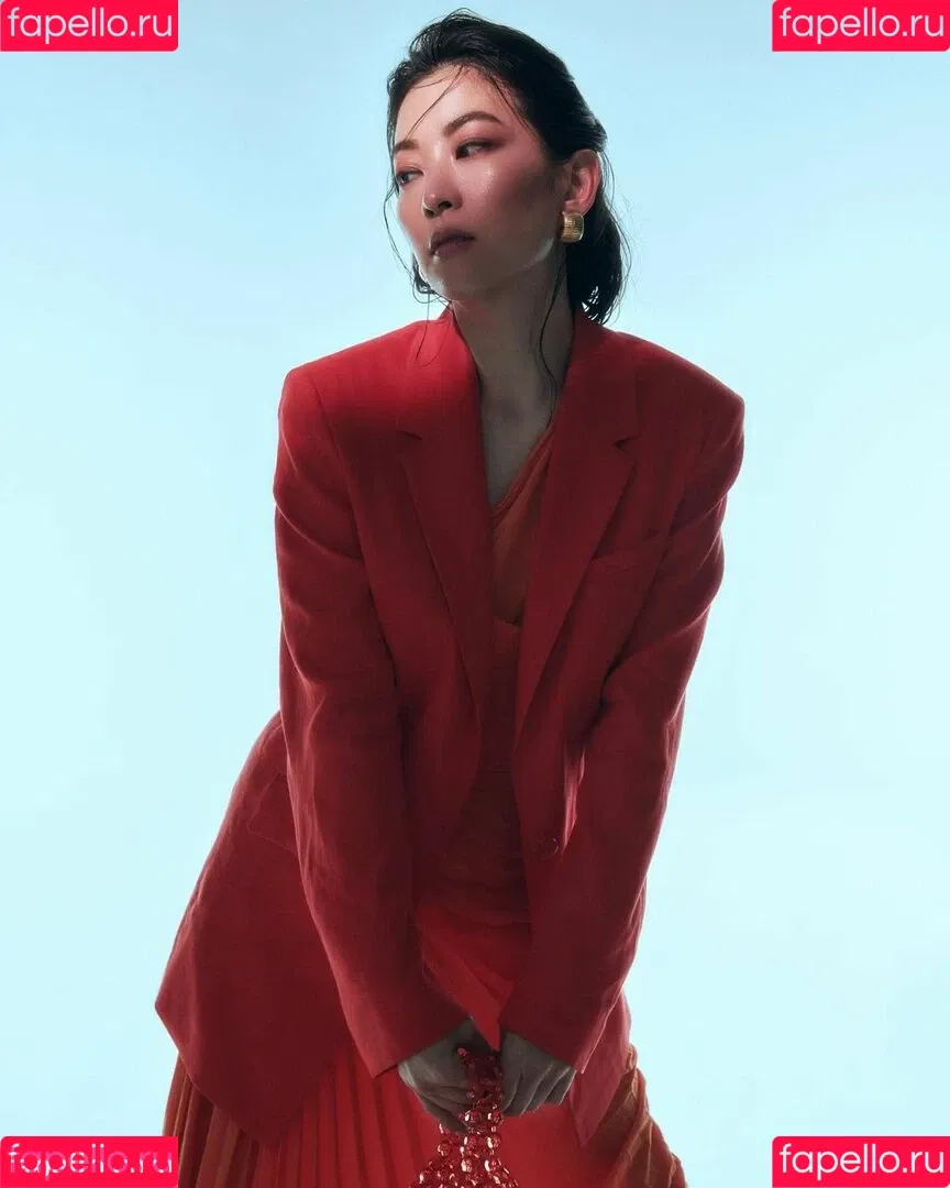 Arden Cho Onlyfans Photo Gallery 