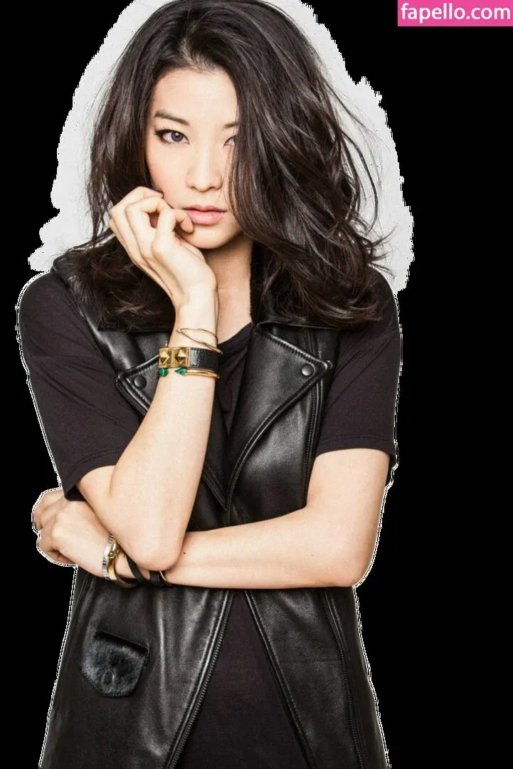 Arden Cho Onlyfans Photo Gallery 