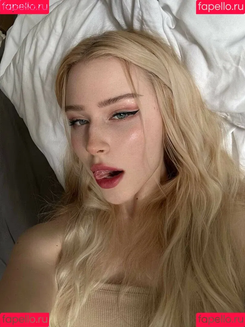 nikkibeiar Onlyfans Photo Gallery 