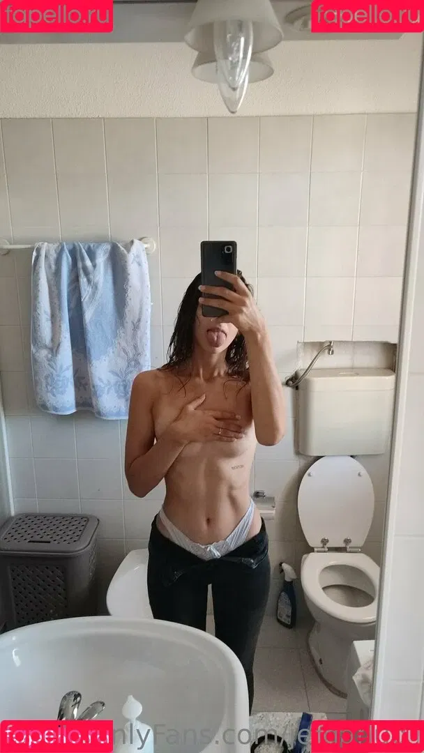 jemahug_ Onlyfans Photo Gallery 