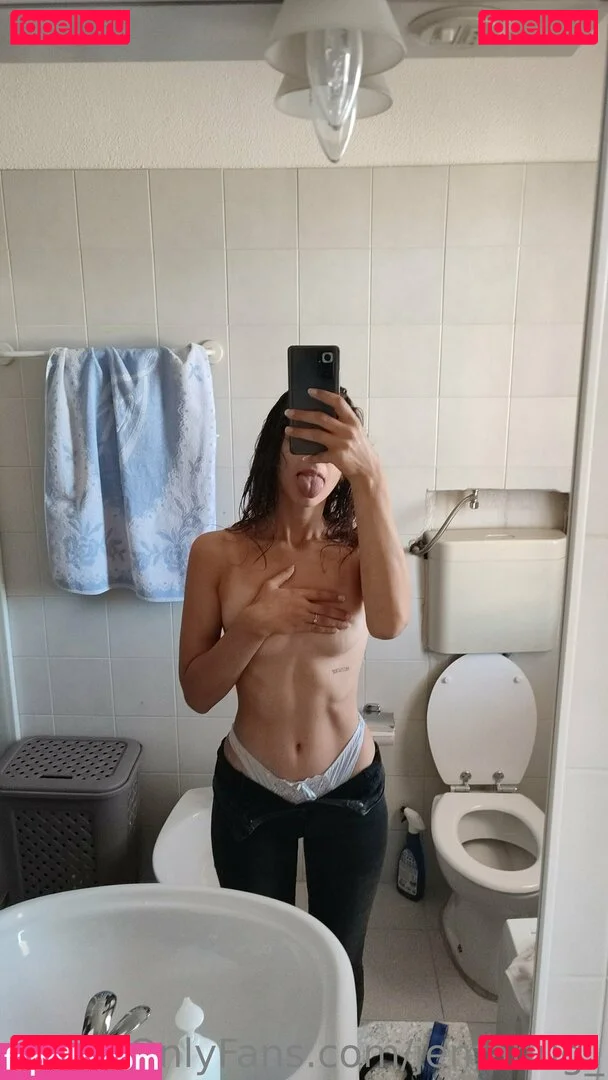 jemahug_ Onlyfans Photo Gallery 